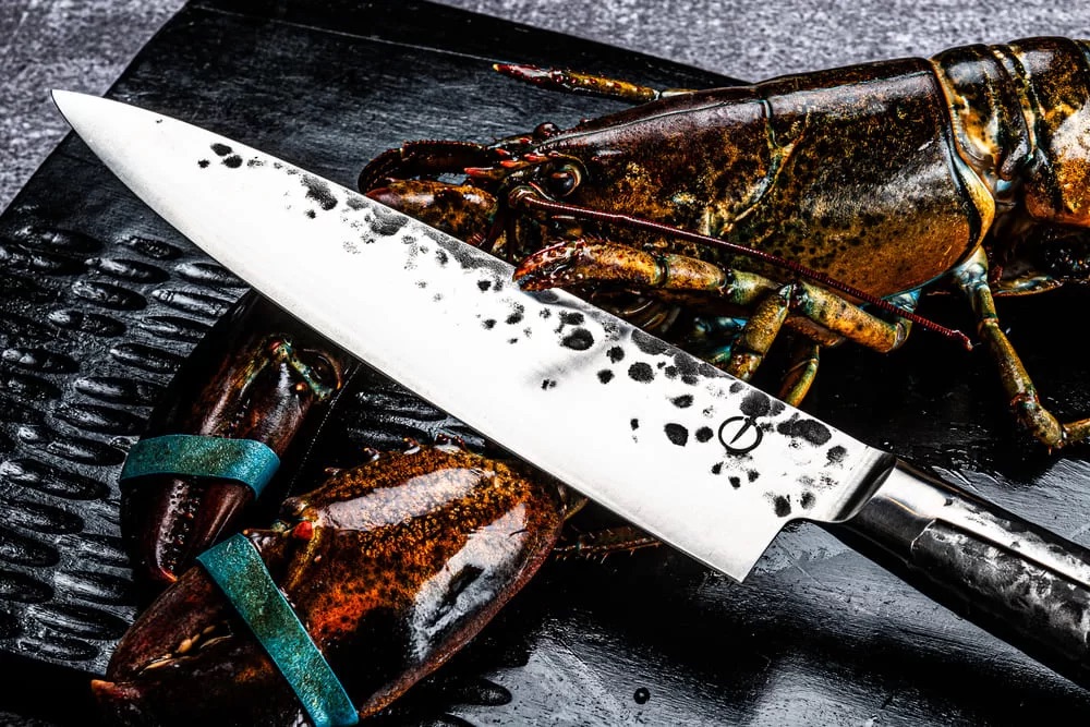 Nůž Forged Intense – ruční zpracování a detail čepele